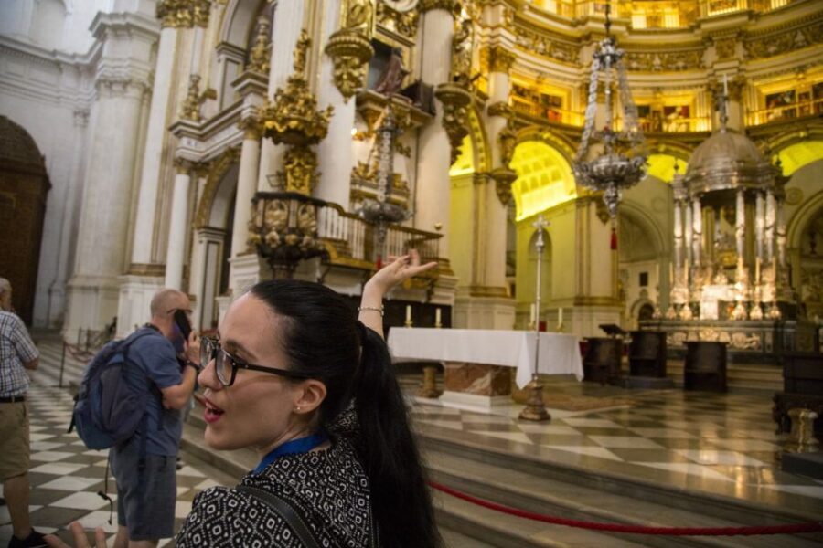 Granada: Cathedral Guided Walking Tour - What to wear and bring so you don’t lose time