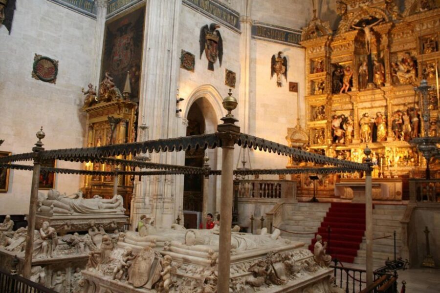Granada: Cathedral & Royal Chapel Skip the Line Tour - Key things that make this tour worth your time