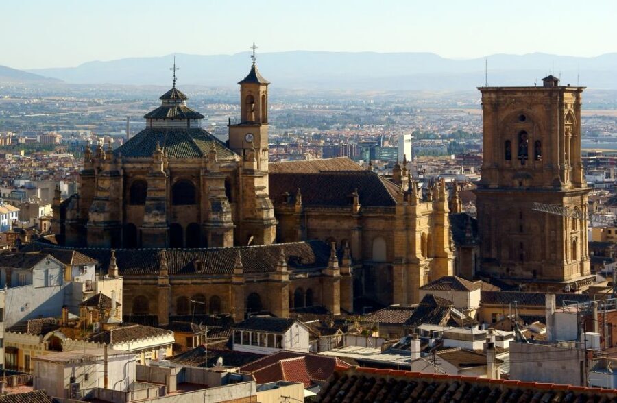 Granada: Cathedral & Royal Chapel Skip the Line Tour - Royal Chapel of Granada (Capilla Real): Isabelline Gothic and royal burials