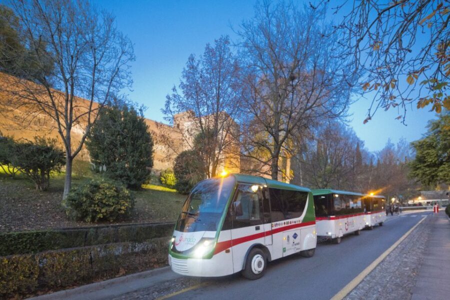 Granada City Train 1 or 2-Day Hop-On Hop-Off Ticket - Making It Work on Busy Days (Without Burning Time)