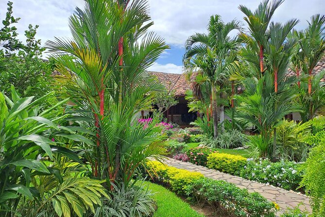 Granada Colonial City Tour and Masaya Volcano - Group size, pacing, and comfort: how the day actually feels