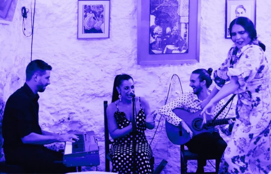 Granada: Flamenco Show in the Cave LA FARAONA - Booking advice: how to decide fast
