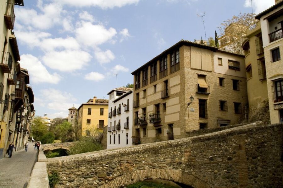 Granada Full Day: Alhambra General, Albayzin and Sacromonte - Morning in the Alhambra: 3 Hours, Tickets Already Handled