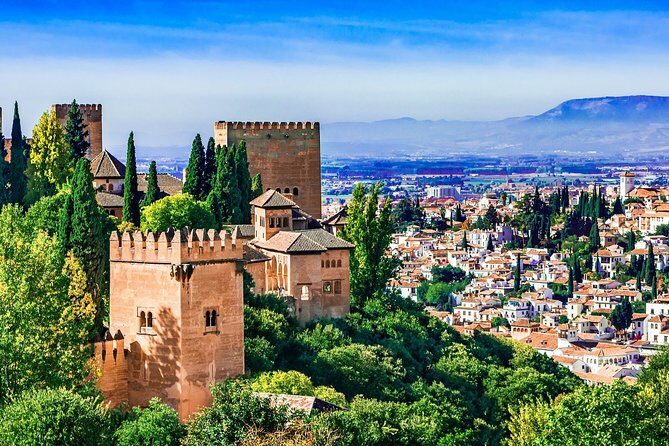 Granada full day: La alhambra completa + el Albaicin y Sacromonte - Albaicín: Granada’s oldest neighborhood, in a guided walking story