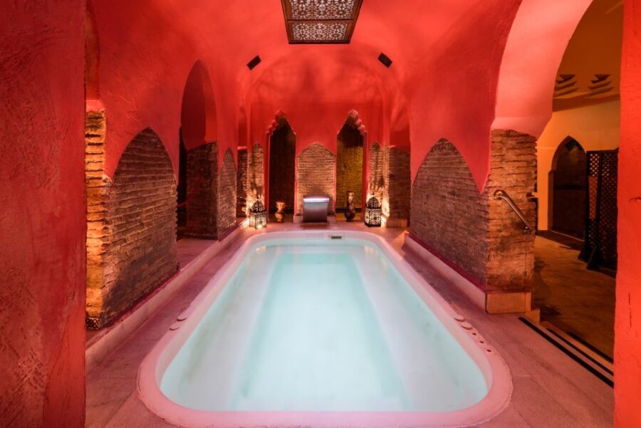 Granada: Hammam Experience with Massage at Baños de Elvira - Your 30-Minute Massage: What It Feels Like and What to Ask Yourself