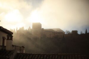 Granada: Highlights & Viewpoints eBike Tour with Tapas Break - Where it starts: meeting at Bar La Trastienda