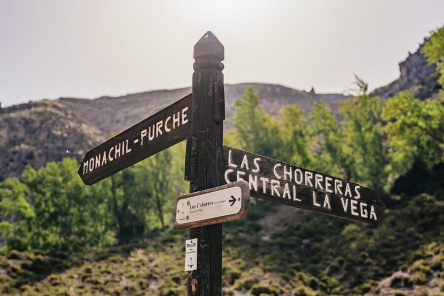 Granada: Los Cahorros de Monachil Canyon Hiking Tour - When to go: seasonal changes you can feel on this trail