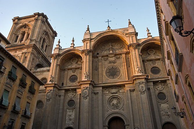 Granada: Royal Chapel and Granada Cathedral Guided Tour - Why this Granada Cathedral and Royal Chapel tour is worth your afternoon