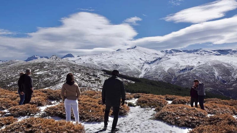 Granada: Sierra Nevada Safari Tour to 2500 m with a Drink - Walks and Footwear: Easy Hiking With a Couple of Rocky Moments