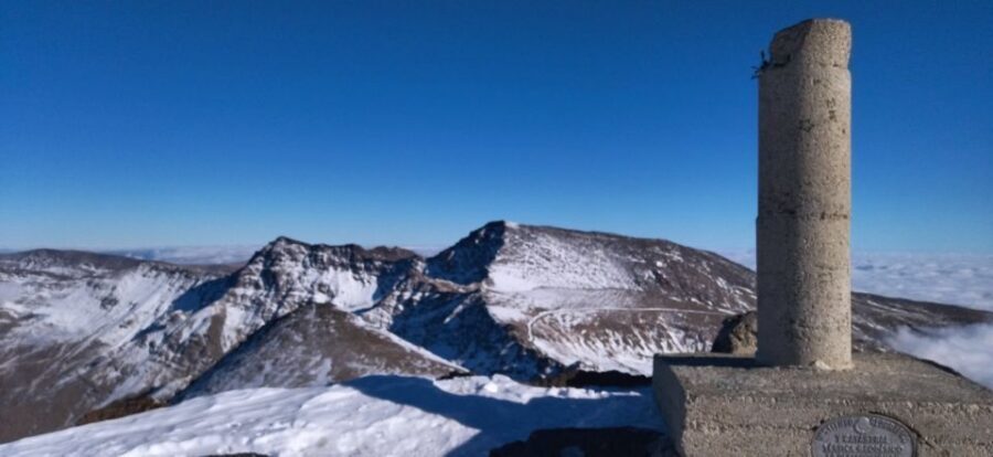 Granada: Sierra Nevada Veleta Peak Trek with Lunch - Who should book this Veleta Peak trek (and who might skip it)
