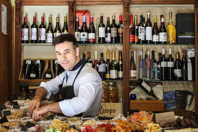Granada Tapas and Wine Small Group Tour - Small group size: how intimacy changes the whole meal