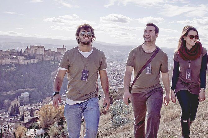 Granada's Hidden Treasures: Albayzin and Sacromonte Walking Tour - Stop 1: Mirador de Los Carvajales for early views without stress