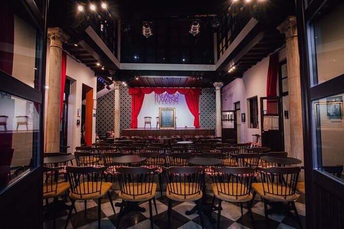 Grenada: Flamenco Palace, the best show in the center - Sound and Sightlines: Why No Mic Changes the Experience