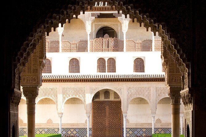 Guided tour of La Alhambra with tickets included - Best for first-timers who want a clean, low-stress entry
