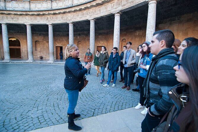 Guided visit to the Alhambra, Nasrid Palaces and Generalife - Calle Real de la Alhambra: the public city and the Christian layers