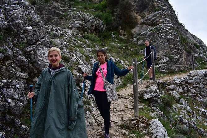 Hike along the Gollizno route - Walking the Ruta del Gollizno: 8 km, easy pace, real footing