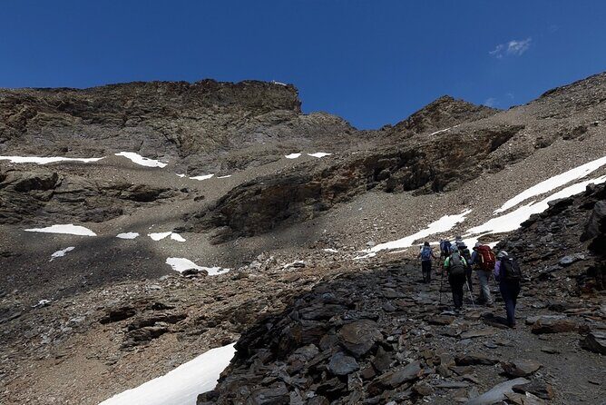 Hiking experience in the High Sierra Nevada National Park - Posiciones del Veleta: fortifications + year-round snowfields