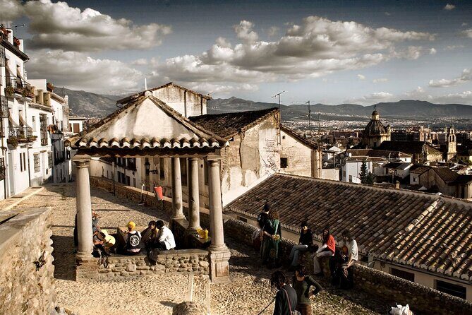 Jewish Tour in Granada - Plaza Larga: finishing in one of Granada’s oldest squares