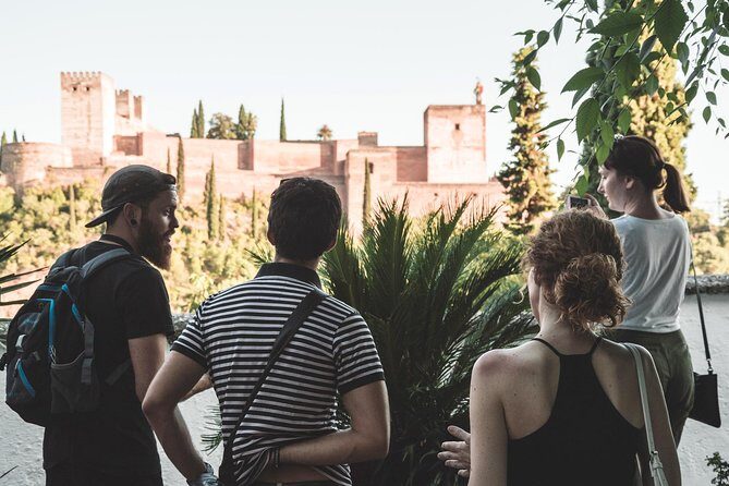 Night Adventure Tour, Play Granada Original - Stop 2: Albayzín, the Moorish heart of Granada (about 1 hour)