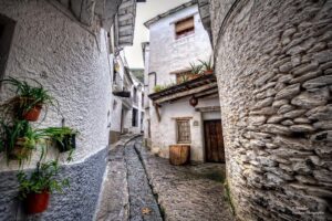Premium Scenic Daytrip to Alpujarra Villages from Granada (Max 8) - Lanjarón: the City of Water reset before the higher villages