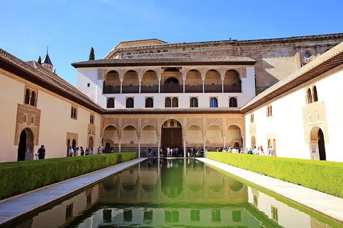 Private Alhambra palace tour and Granada from Motril cruise port - Motril pickup to Granada: what the schedule really buys you