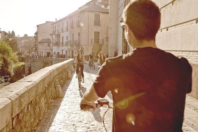Private Electric Bike Tour with Play Granada - Sacromonte caves and flamenco culture: where the neighborhood feels alive