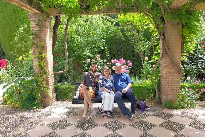 Private Guided Tour to Alhambra with Tickets to City Monuments - Nasrid Palaces: Where Administration and Politics Lived