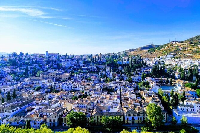 Private tour: 4 cultures, Granada in depth - Sacromonte Caves: The Romani Quarter, Flamenco Roots, and Cave Architecture
