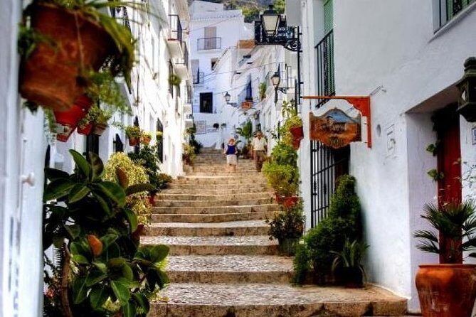 Private tour from Motril to Nerja, Frigiliana and Nerja caves - Motril to Nerja: private transport that keeps your day on track