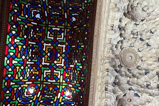 Private Tour in the Alhambra : buy your tickets and book your tour - Stop 3: Alcazaba fortress—views that explain power