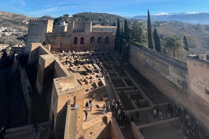 Private Tour of the Alhambra of Granada - Price and value: what $224.57 per person really buys