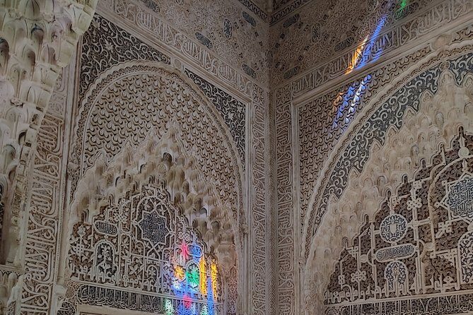 Private Tour to The Alhambra with Nasrid Palaces in Granada - Who this private Alhambra tour is best for