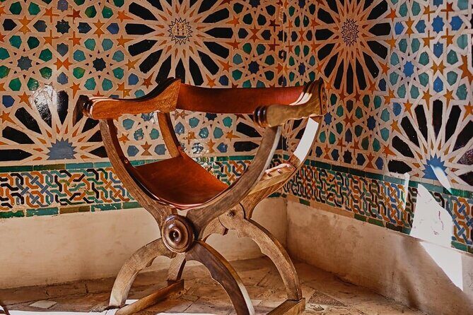 Private Tours Alhambra : Tickets & Tour Guide & Skip-the-Line - Who should book this tour (and who might not need it)