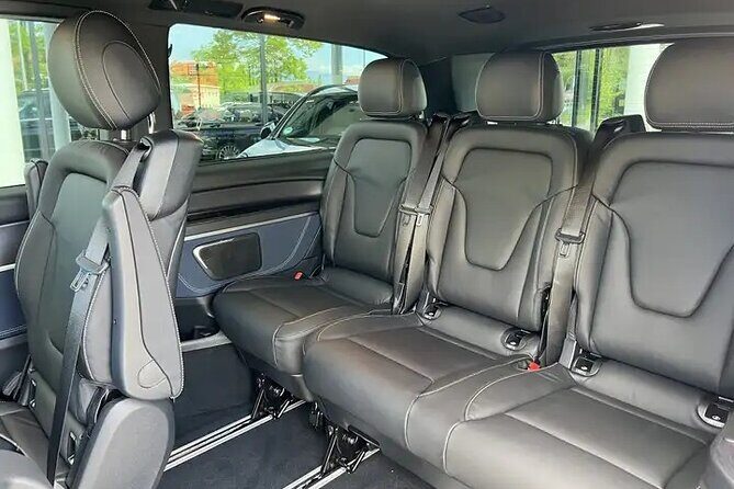 Private transportation from Granada (hotels) to Granada Airport (Grx) - From Granada hotel to GRX: how the pickup actually feels