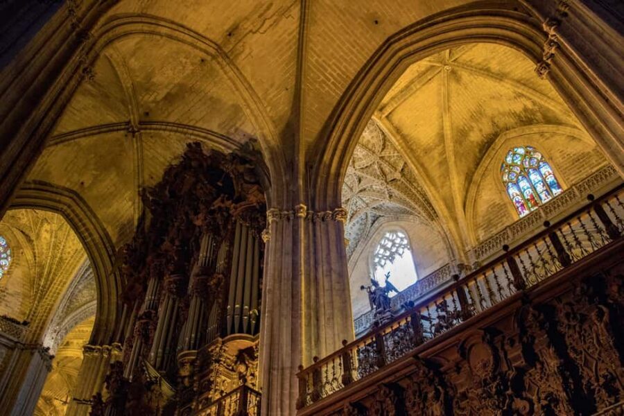 Sevilla Full-Day trip from Granada - The part that can make or break the day: cathedral time vs. your own wandering