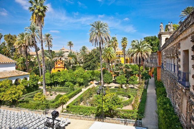 Seville Tour with Alcazar, Cathedral and Giralda from Granada - Old Seville Streets and the Medieval Jewish Quarter Charm