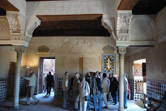 Skip the line: Alhambra Palace and Generalife Gardens Private Guided Tour - How Much Value You Get for $218.78 per Person