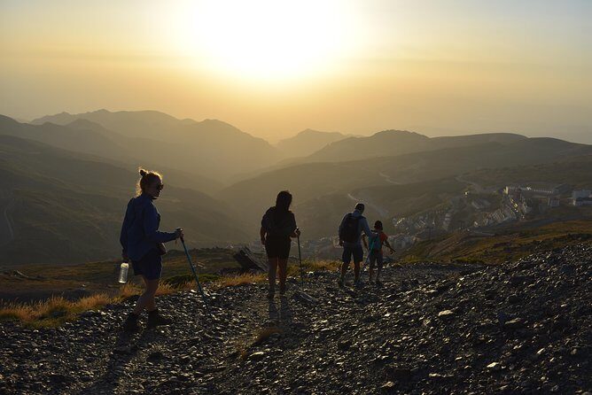 Sunset at 2,500m in Sierra Nevada - Key highlights you’ll care about