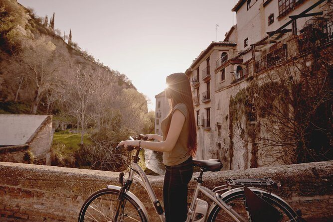 Zooming Through Granada: A Fun-Filled Electric Bike Tour - Mirador de San Nicolás and Mirador de la lona: the viewpoints plus the why